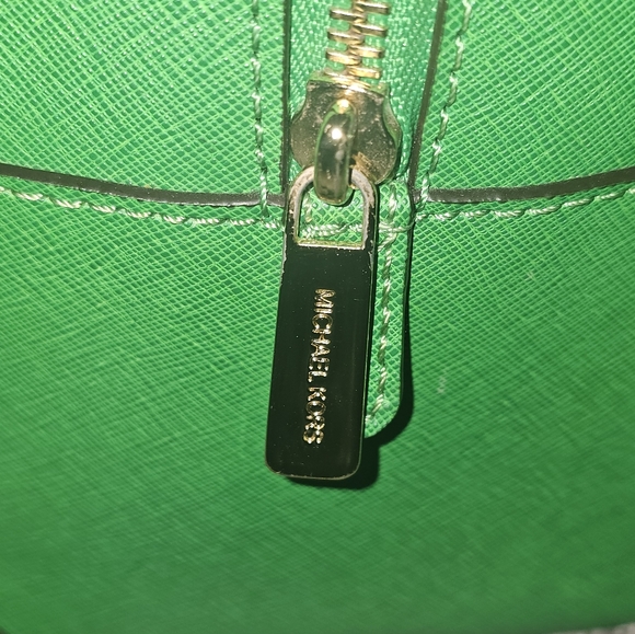 Handbag - Picture 3 of 5